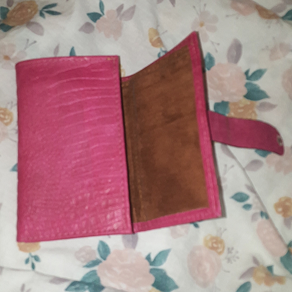 Handmade Artisan Nicaraguan Leather woman pink Wallet - Picture 5 of 5